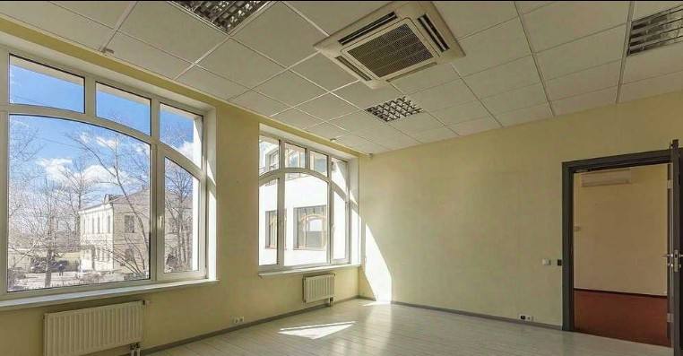Офис 1 400 м²